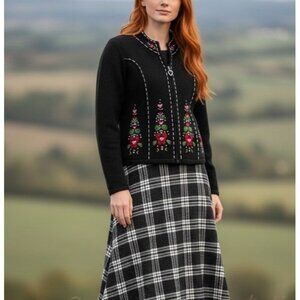 VTG Orvis Size Medium Nordic Black Whimsigoth Floral Zip Womens Cardigan Sweater